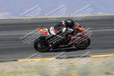 media/Apr-05-2024-Apex Assassins-CVMA Friday Practice (Fri) [[ee2ef04f2b]]/3-Racer 2/Session 3 (Bowl Speed Pans)/